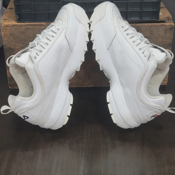 FILA Disruptor II Premium (Wmns 8) Fast Shipping - Picture 4 of 16